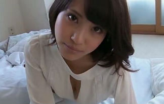 岸明日香 胸のスリットに顔をうずめたくなる爆乳wwwwwww