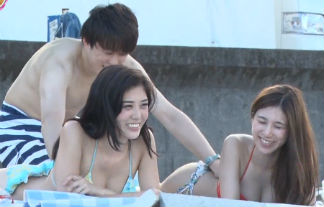 北内みさと阿野いずみ美巨乳写真24枚☆ゴールデンタイムに美巨乳モデルが液体ぬられるwwww「これたっぷり塗ってください☆」