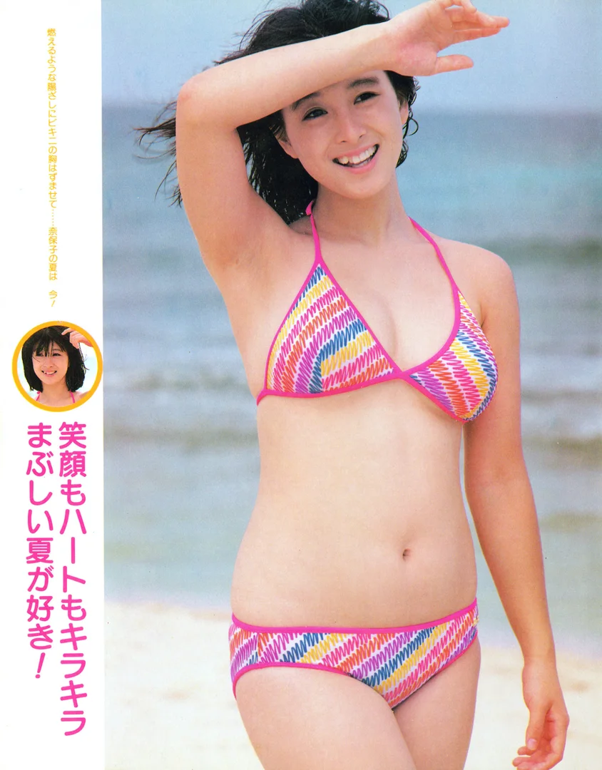 河合奈保子 グラビア画像