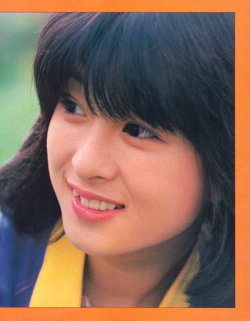 河合奈保子 グラビア画像