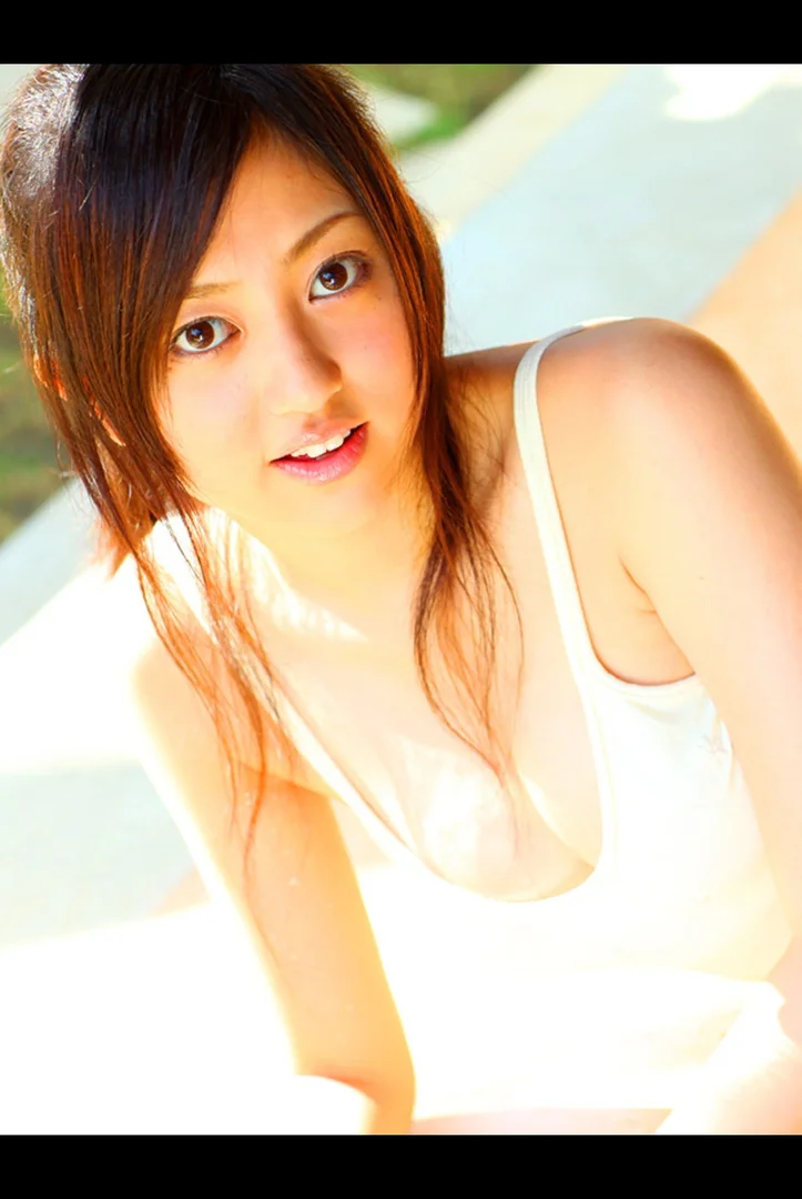 菊地亜美 グラビア画像