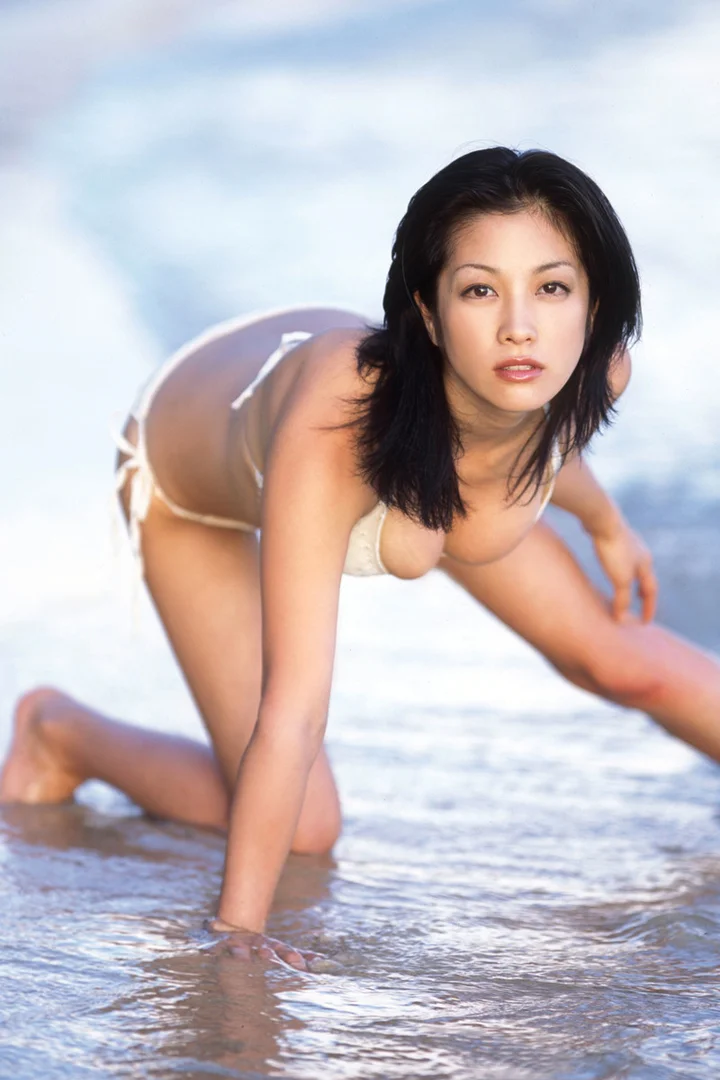 小向美奈子 グラビア画像