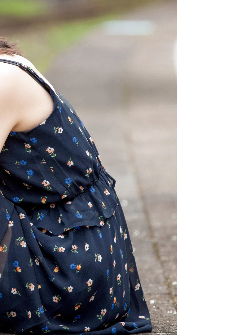 小芝風花 写真集 風の名前 制服