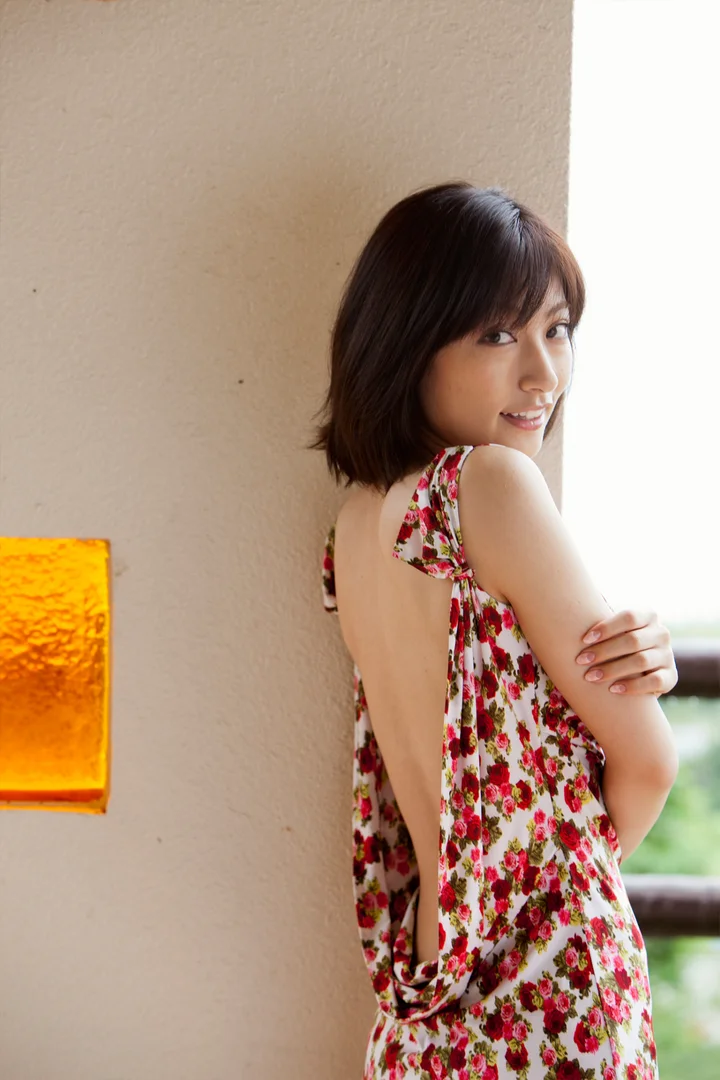 熊田曜子おっぱいエロ画像！巨乳手ぶらヌードや解禁したえぐい脱ぎっぷり！ 136/371