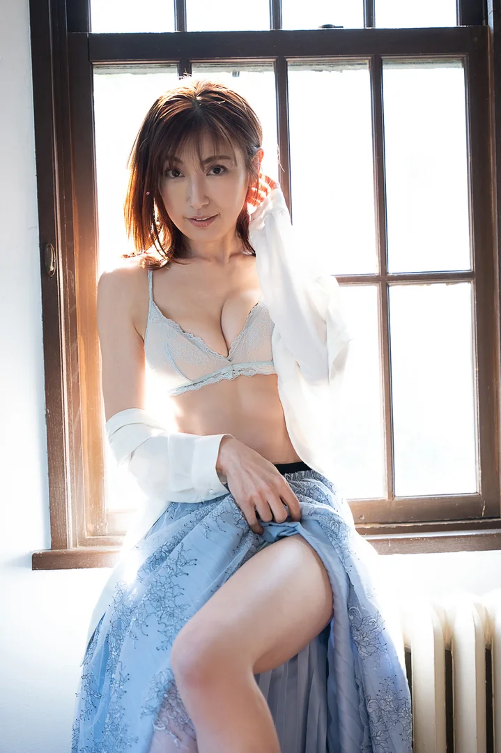 熊田曜子おっぱいエロ画像！巨乳手ぶらヌードや解禁したえぐい脱ぎっぷり！ 177/371