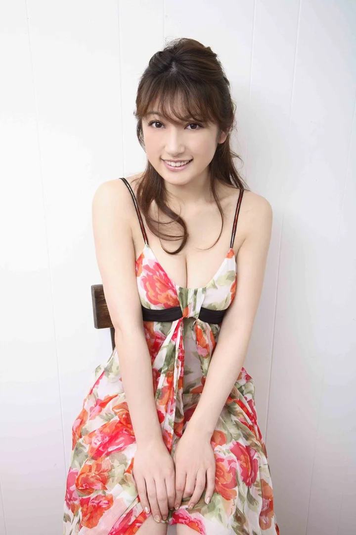 熊田曜子おっぱいエロ画像！巨乳手ぶらヌードや解禁したえぐい脱ぎっぷり！ 206/371