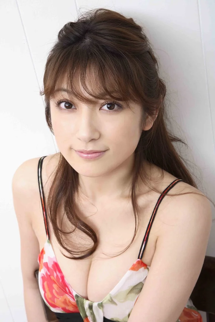 熊田曜子おっぱいエロ画像！巨乳手ぶらヌードや解禁したえぐい脱ぎっぷり！ 207/371