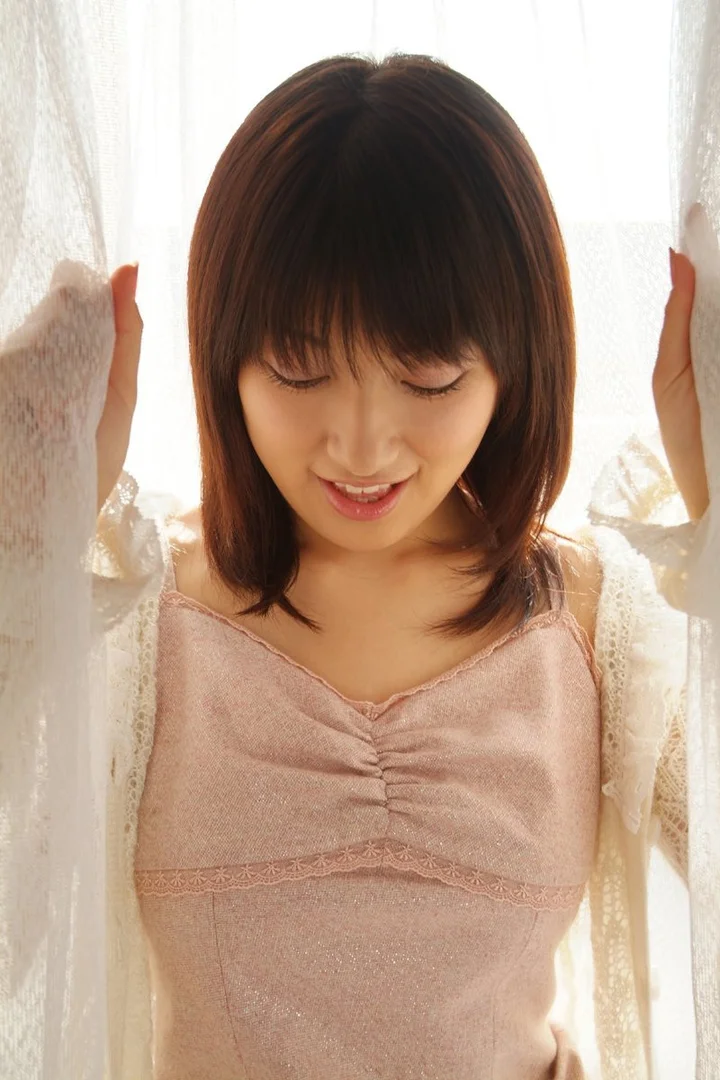 熊田曜子おっぱいエロ画像！巨乳手ぶらヌードや解禁したえぐい脱ぎっぷり！ 217/371