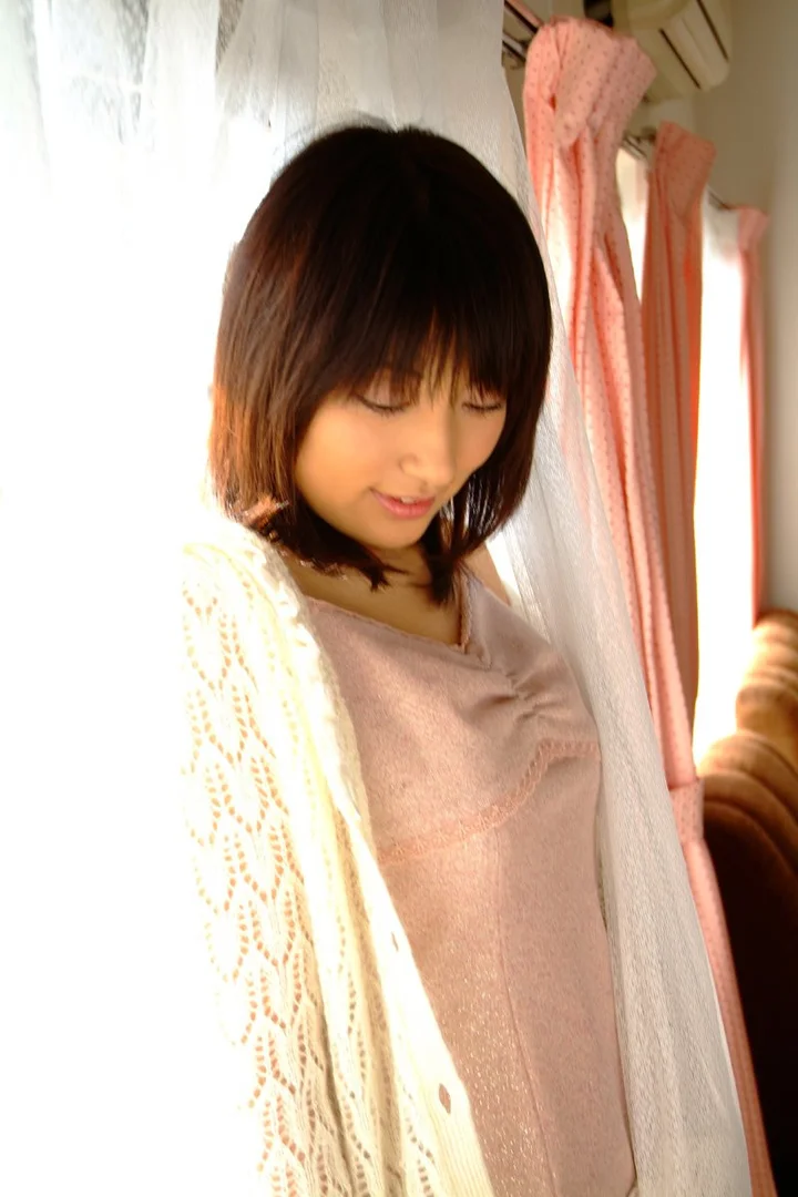 熊田曜子おっぱいエロ画像！巨乳手ぶらヌードや解禁したえぐい脱ぎっぷり！ 219/371