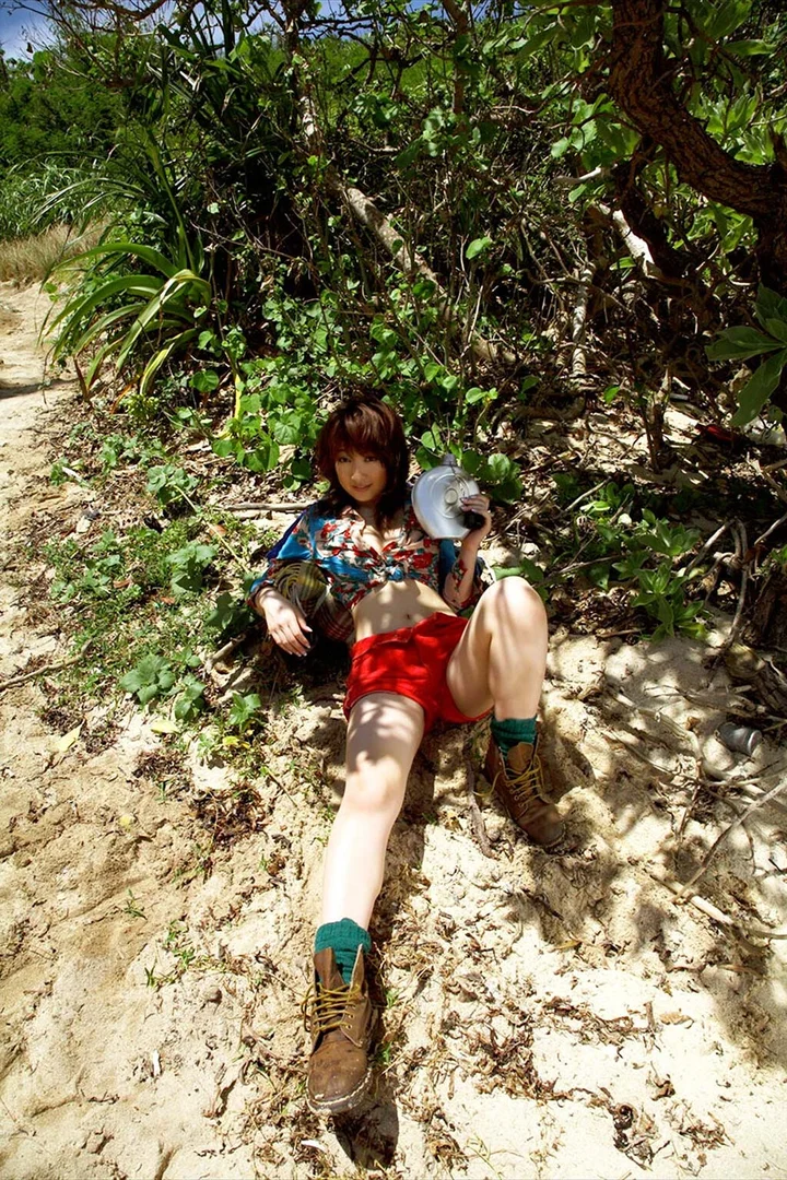 熊田曜子おっぱいエロ画像！巨乳手ぶらヌードや解禁したえぐい脱ぎっぷり！ 322/371