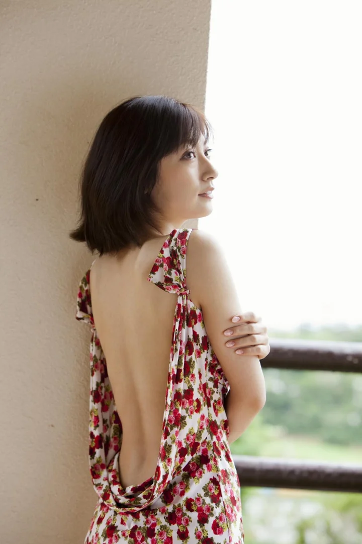 熊田曜子おっぱいエロ画像！巨乳手ぶらヌードや解禁したえぐい脱ぎっぷり！ 43/371