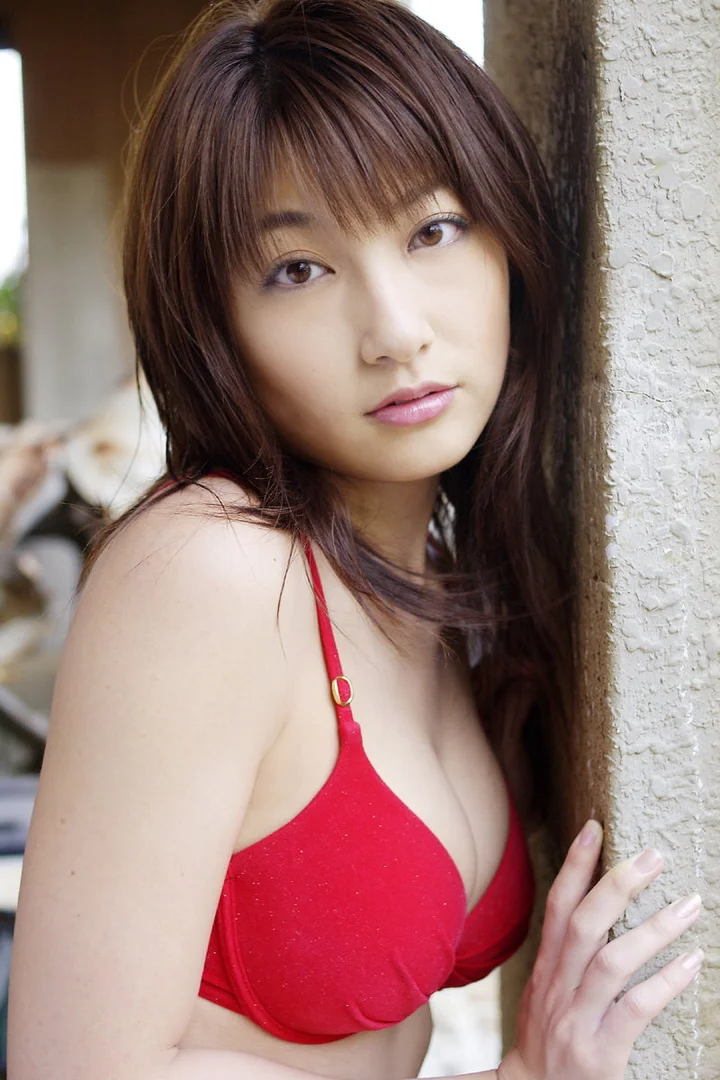 熊田曜子おっぱいエロ画像！巨乳手ぶらヌードや解禁したえぐい脱ぎっぷり！ 15/371