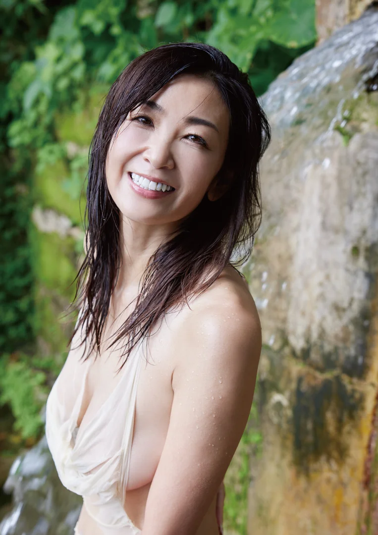 中島史恵 ヌード画像