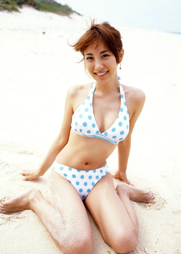 山本梓 ヌード画像
