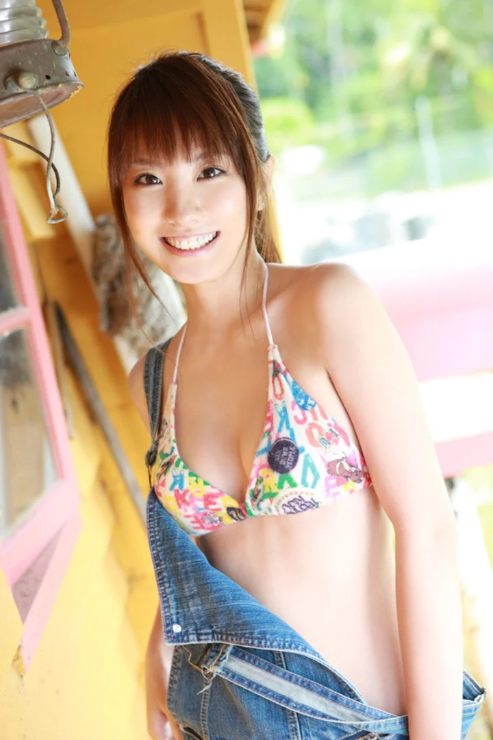 山本梓 ヌード画像