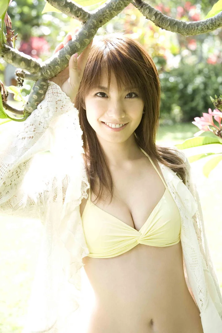 山本梓 ヌード画像