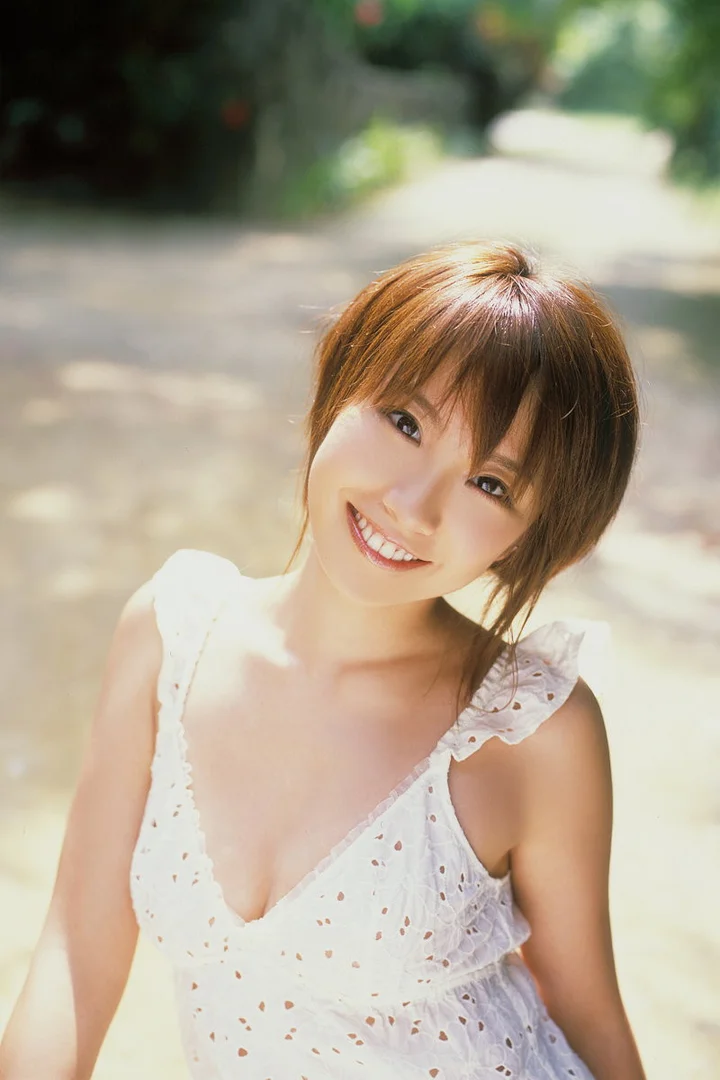 山本梓 ヌード画像