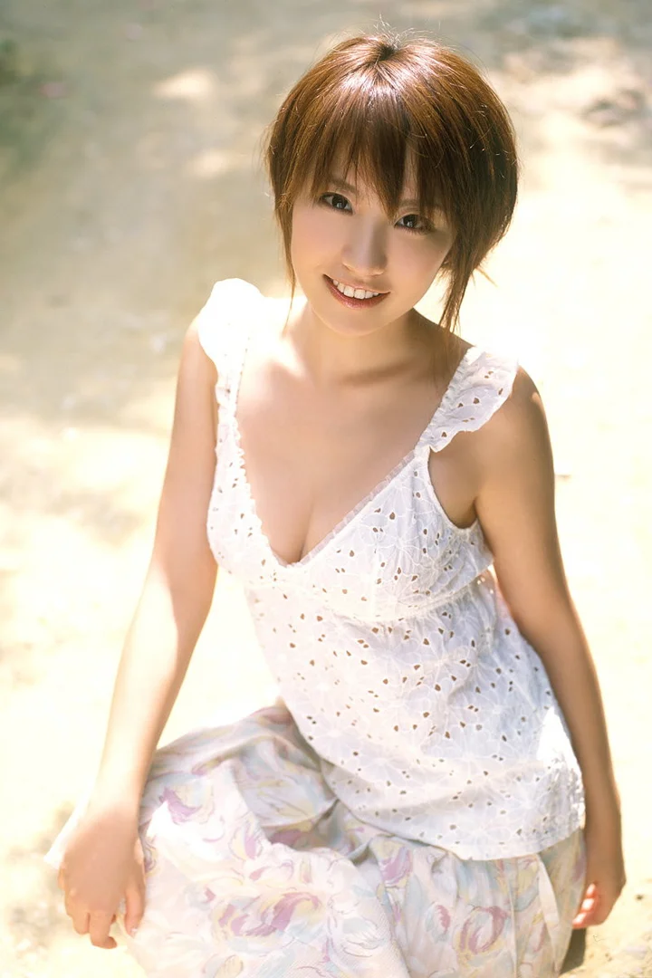 山本梓 ヌード画像