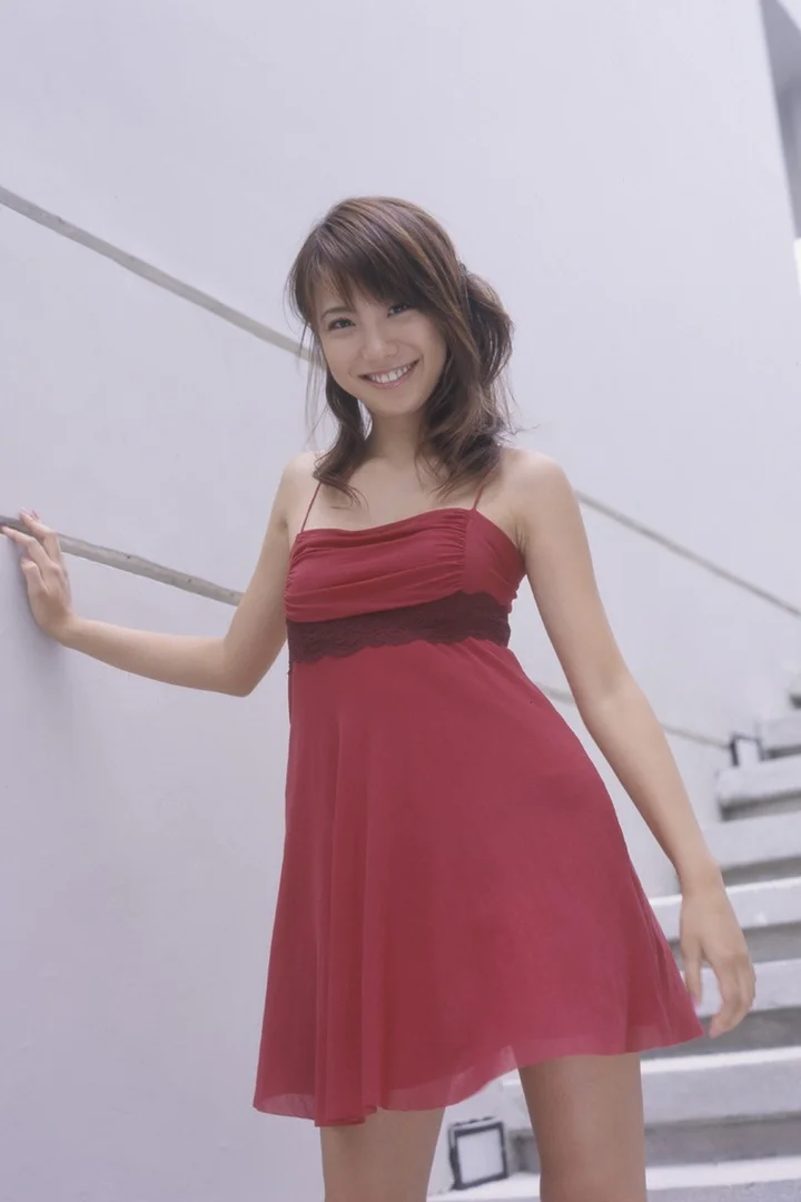 山本梓 ヌード画像