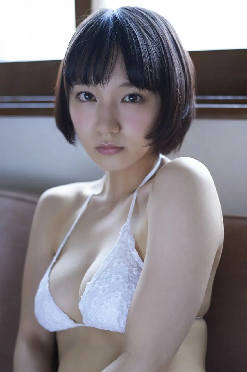 吉岡里帆　ヌード　エロ画像