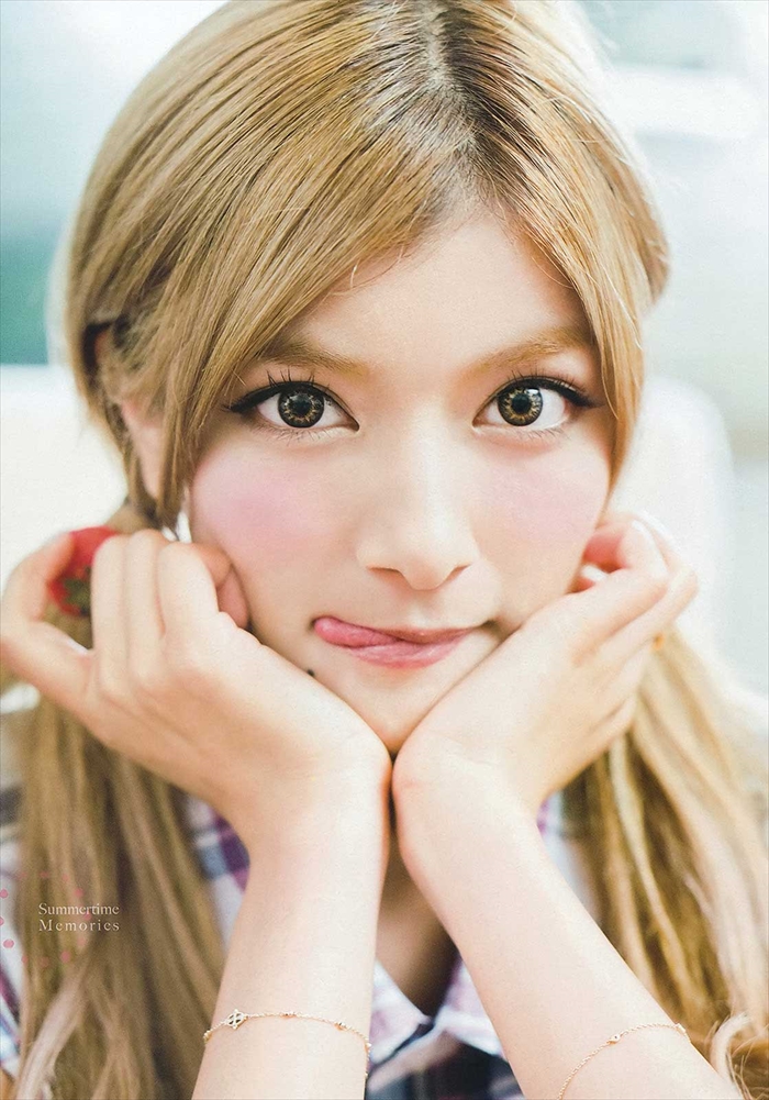 ローラ　エロ　ヌード画像