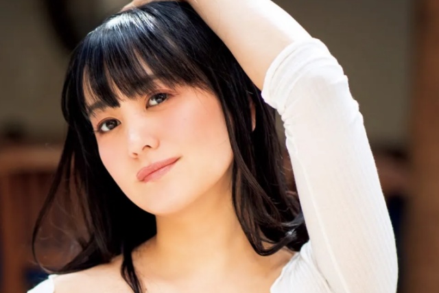 脊山麻理子の乳首丸出しヌードエロ画像