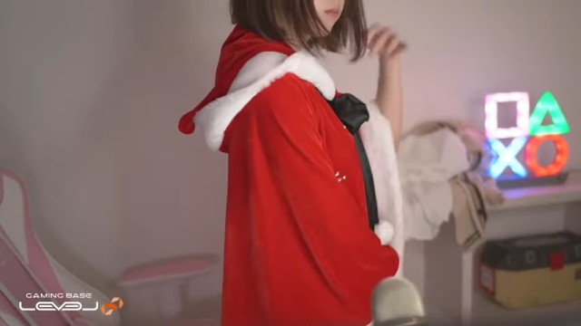 えなこのパンチラ