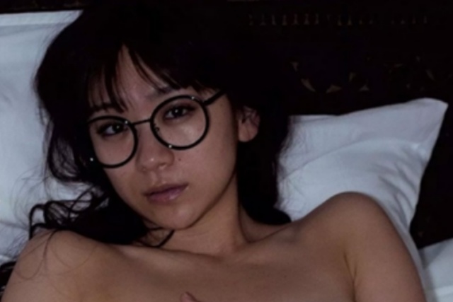 時東ぁみのマ○コの形がモロ見えなエロ画像