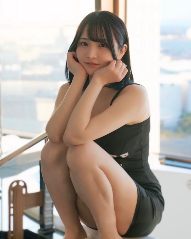 五木ゆうりの巨乳グラドルのビキニおっぱいエロ画像