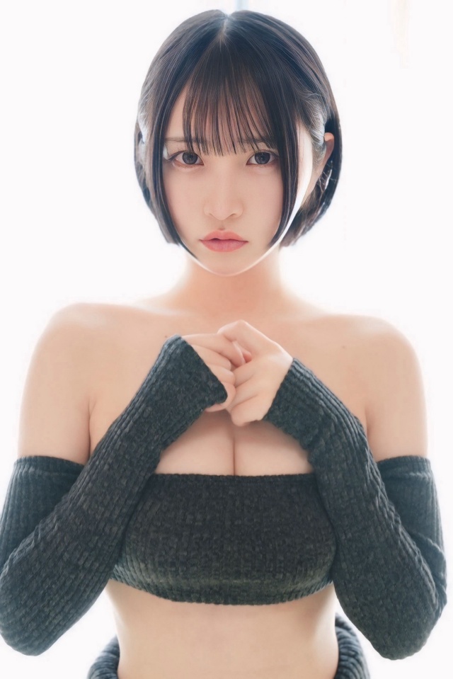 五木ゆうりの巨乳グラドルのビキニおっぱいエロ画像