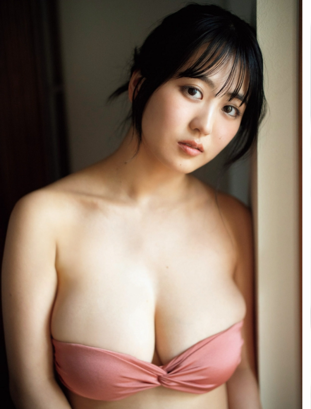 福井梨莉華の目立ちすぎるオッパイ