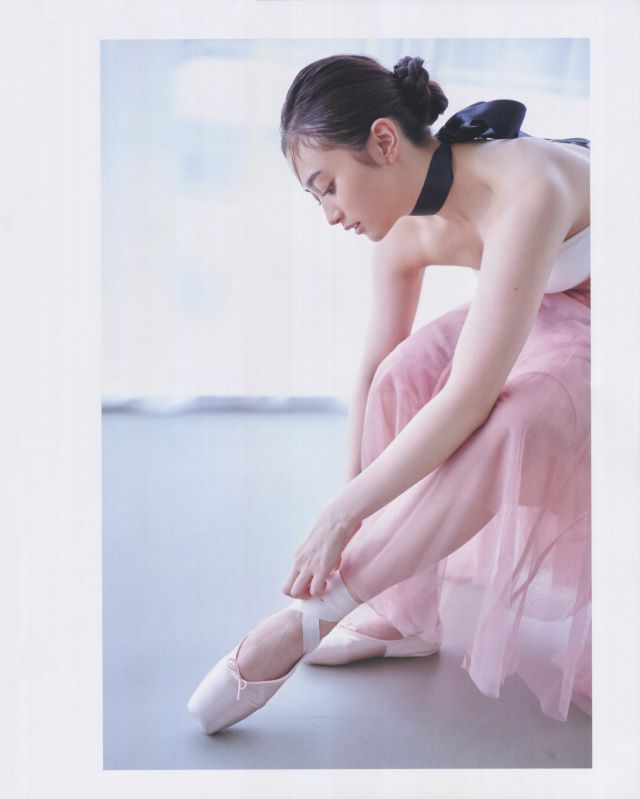井上和ヌード画像