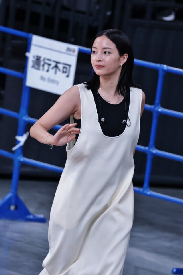 フェチには嬉しすぎる広瀬すずの脇