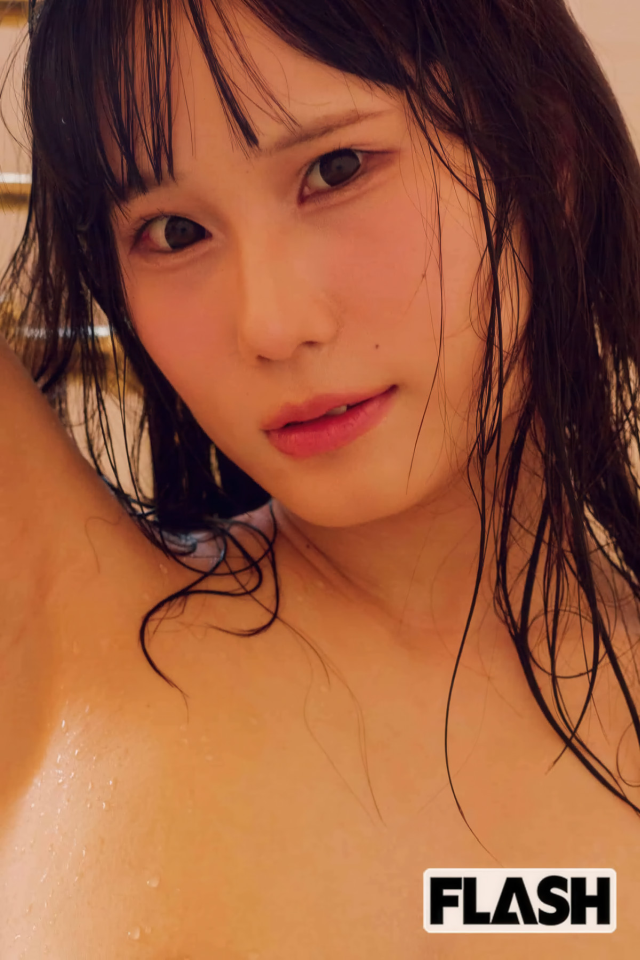 川北すずねの巨乳丸出しヌード姿