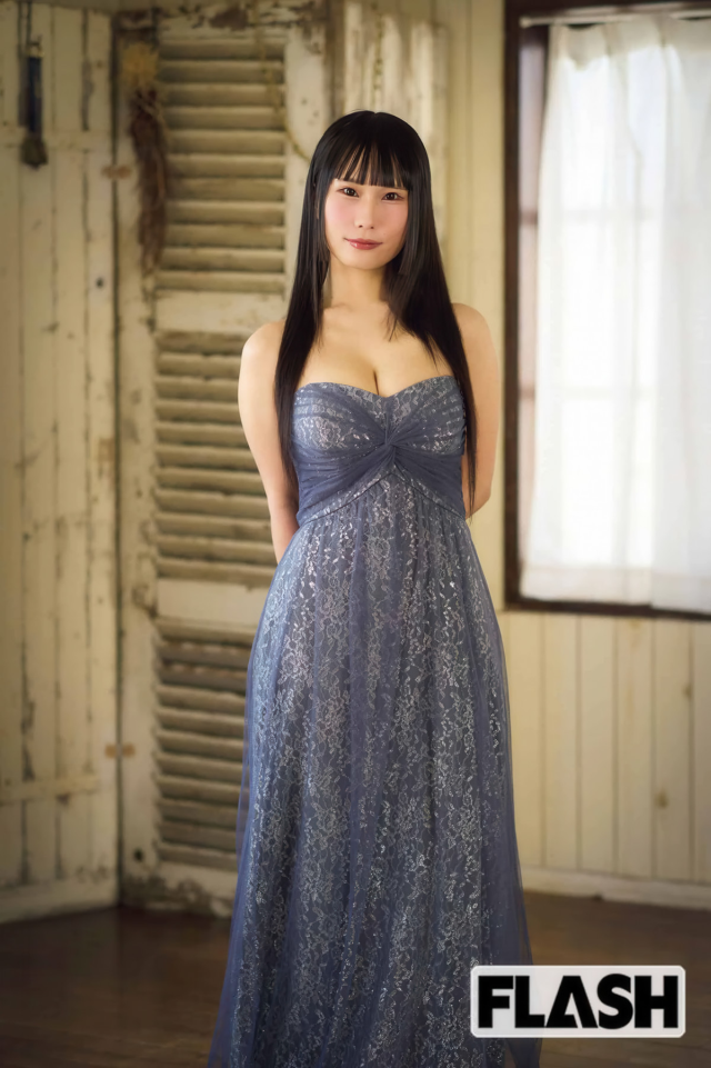 川北すずねの巨乳丸出しヌード姿