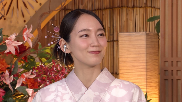 吉岡里帆の大人のえろさ際立つ浴衣姿