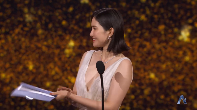 市川紗椰の目立ったオッパイ