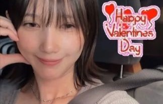 本田翼、シートベルトでさりげなくパイスラｗｗくっきりおっぱいがエロいぞ！！