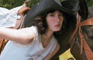 乃木坂46・遠藤さくら、雑誌で見せたグラビアがかわいい!! エロい太ももも見れてたまらん・・