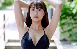 溝端葵、 笑顔×巨乳の破壊力！！このグラビア、エロいわ・・