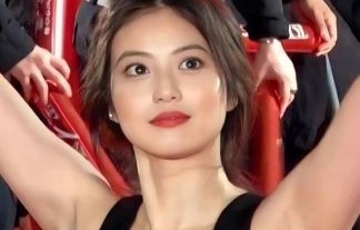 今田美桜さん、腋を盛大に披露！！スケベ過ぎてヌイたわ・・