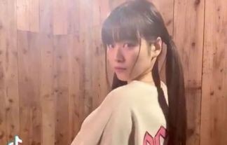 グラドル・東雲うみ、プリプリのお尻をTikTokで丸出しｗｗこれはさすがにアウトだろｗｗ