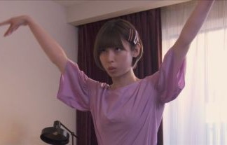 【画像】女優・白石聖、顔だけでなく生足もスケベでそそられる・・