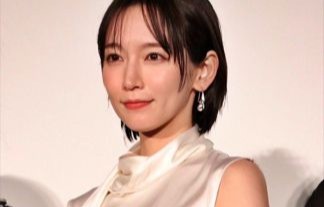 【画像】吉岡里帆、まだまだ健在のパイオツがエチエチ過ぎてたまりませんー