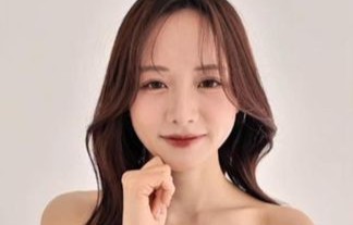森香澄アナ、スケベ衣装のせいで谷間しか目に入りませんー